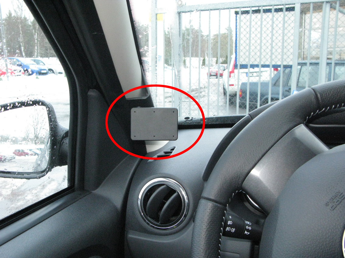 Brodit ProClip montážna konzola pre Dacia Duster 14-17, vľavo na stĺpik