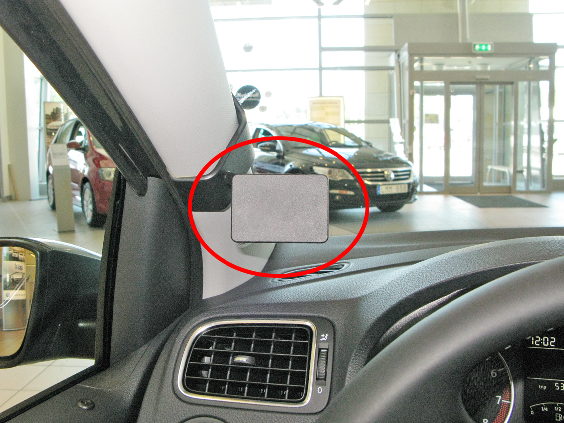 Brodit ProClip montážna konzola pre Volkswagen Polo 15-17, vľavo na stĺpik