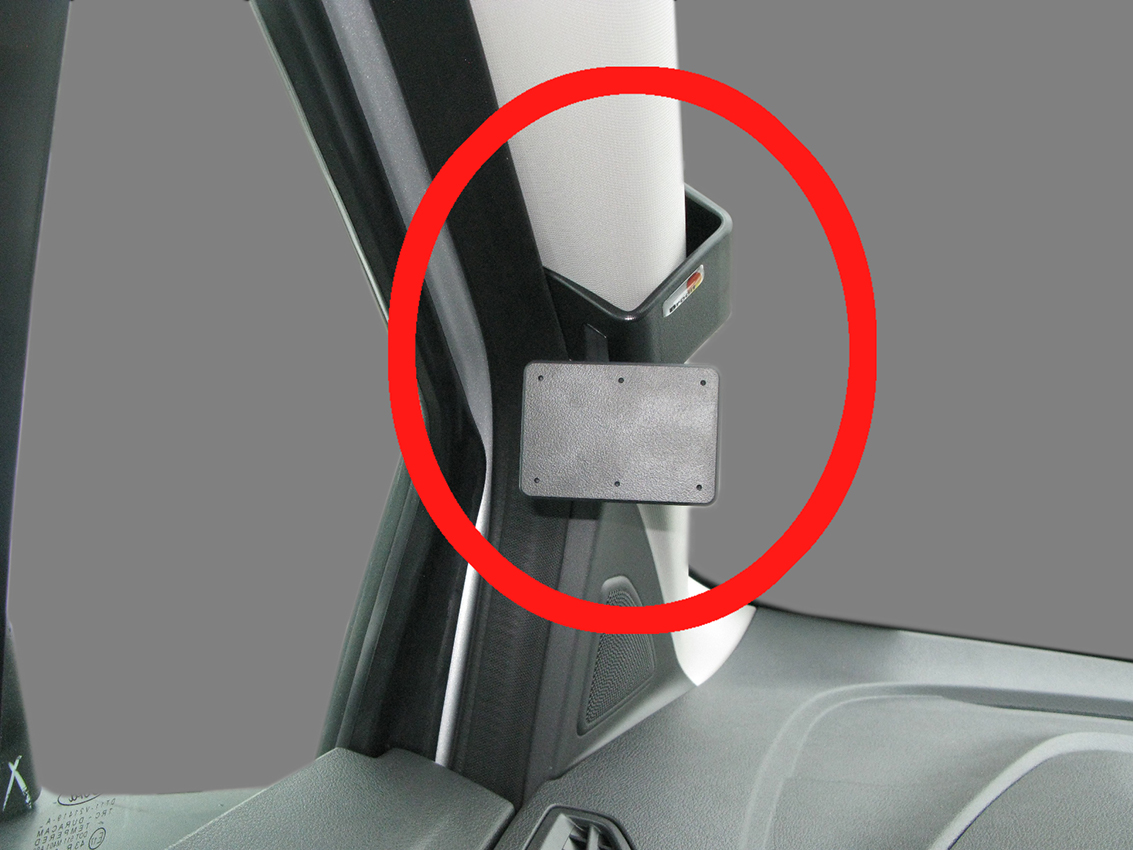 Brodit ProClip pre Ford Tourneo Connect 18-22/Transit Connect 18-24, vľavo na stĺpik V1
