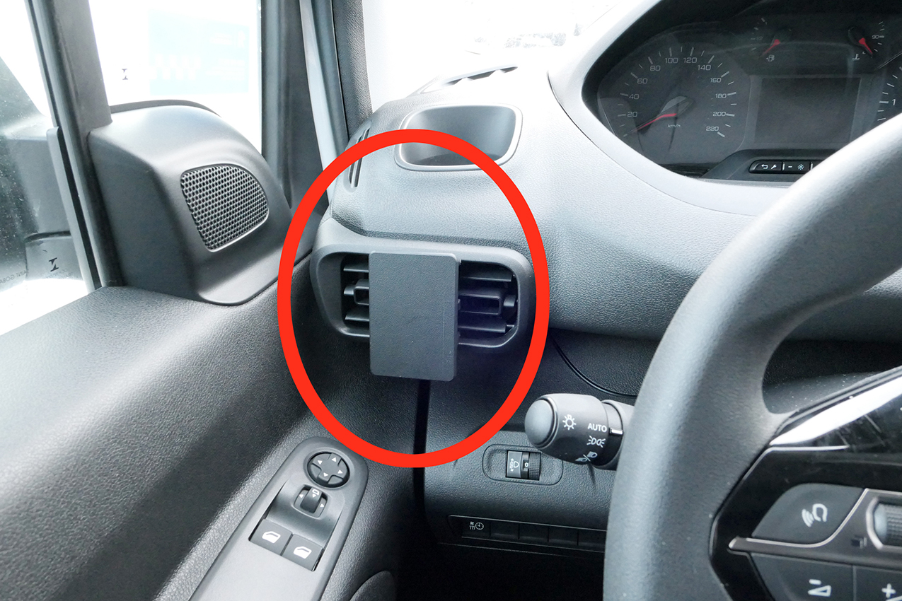 Brodit ProClip Citroen Berlingo/Peugeot Partner/Rifter/Toyota Proace City/City Verso 19-24, vlevo