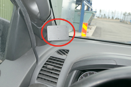 Brodit ProClip montážna konzola pre Isuzu D-Max 12-20, vľavo na stĺpik