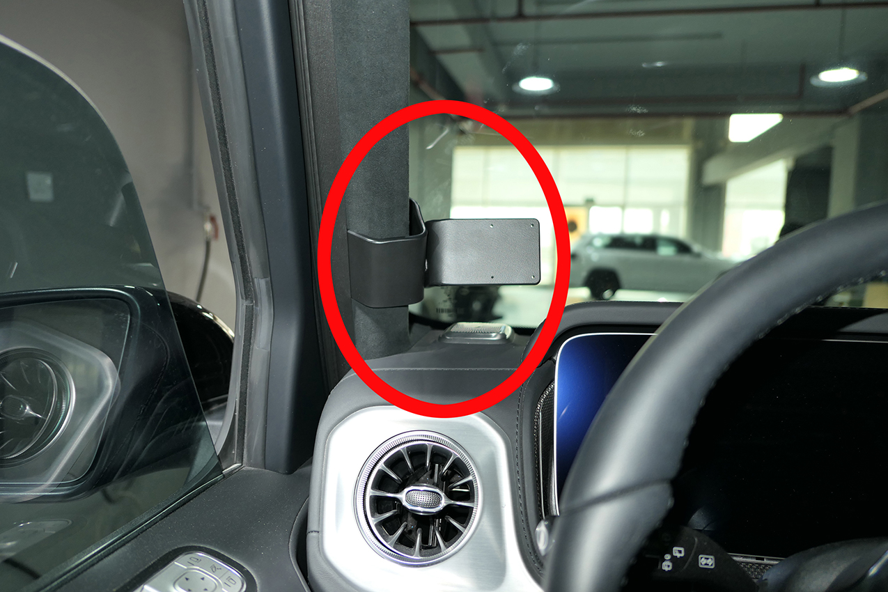 Brodit ProClip montážní konzole pro Mercedes Benz G-Class 19-24, vlevo na sloupek