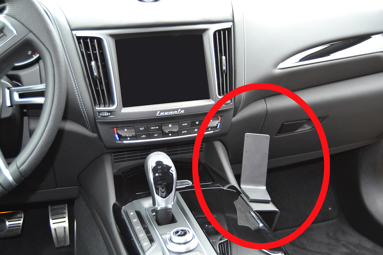 Brodit ProClip montážna konzola pre Maserati Levante 16-24, na stred