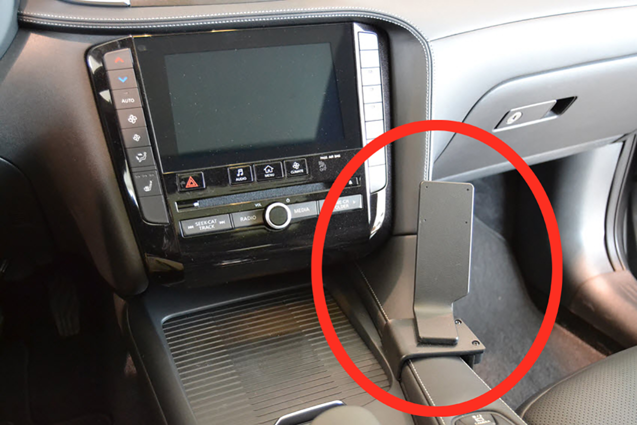 Brodit ProClip montážna konzola pre Infiniti QX50 18-19, na stred