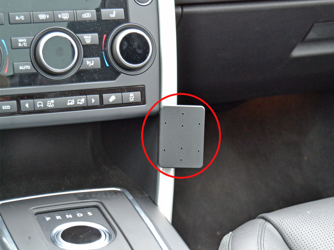 Brodit ProClip montážna konzola pre Land Rover Discovery Sport 15-19, na stred vpravo
