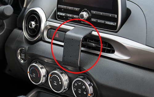Brodit ProClip montážna konzola pre Fiat 124 Spider 17-22, na stred