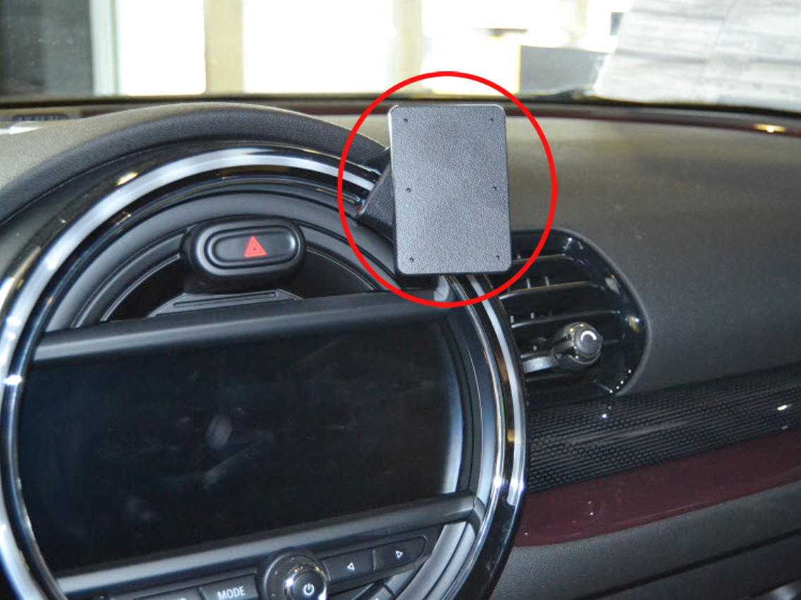 Brodit ProClip montážna konzola pre Mini Cooper Clubman 16-23 (len pre 8,8