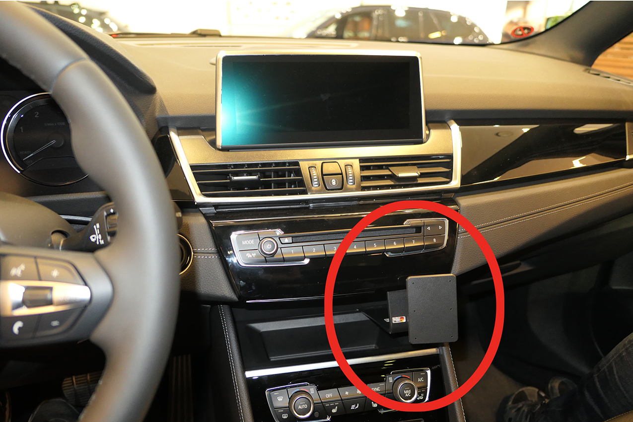 Brodit ProClip montážna konzola pre BMW 2 Active Tourer, F45 14-21, na stred vpravo