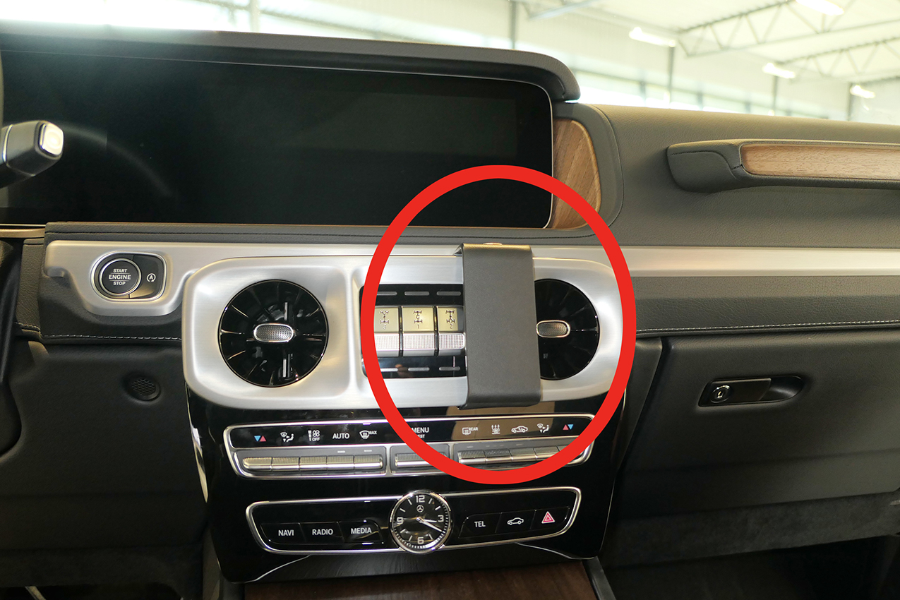 Brodit ProClip montážní konzole pro Mercedes Benz G-Class 19-24, na střed vpravo