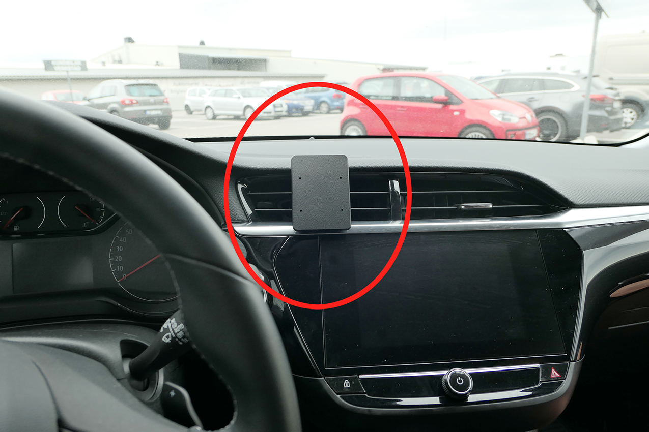 Brodit ProClip montážna konzola pre Opel Corsa 20-24, na stred