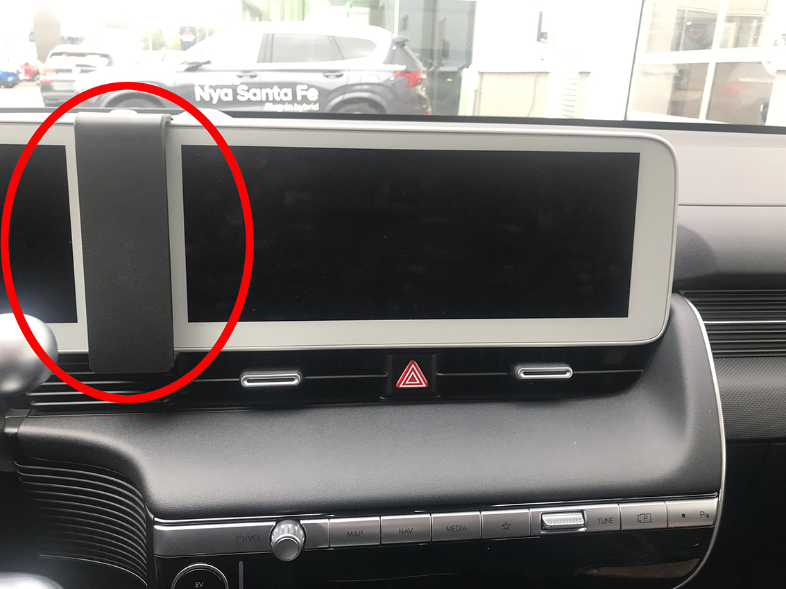 Brodit ProClip montážní konzole pro Hyundai Ioniq 5 21-24, na střed
