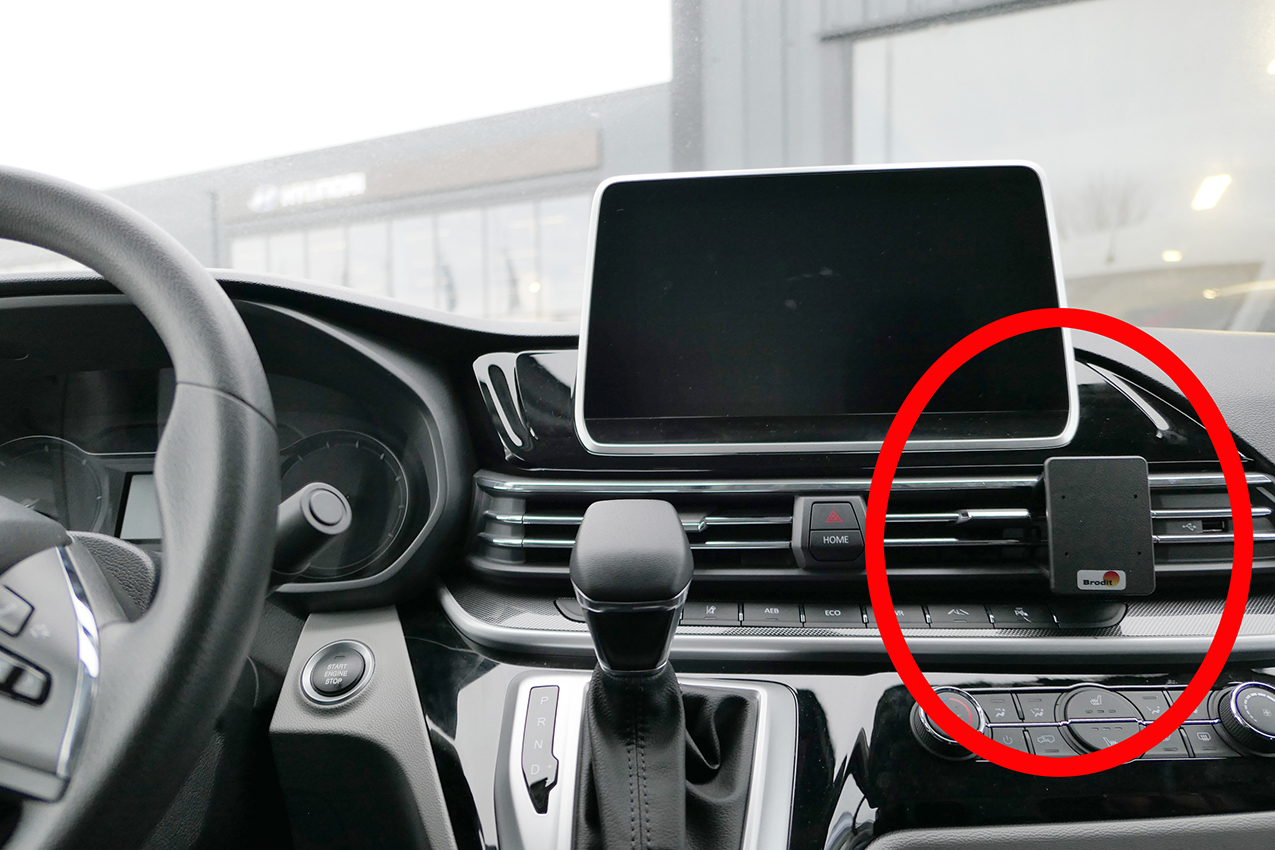Brodit ProClip montážní konzole pro Maxus e-Deliver 9 21-24, na střed