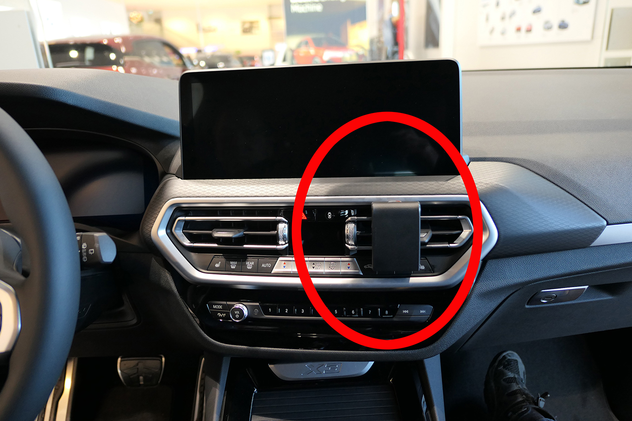 Brodit ProClip montážní konzole pro BMW X3/BMW X4 22-24, na střed