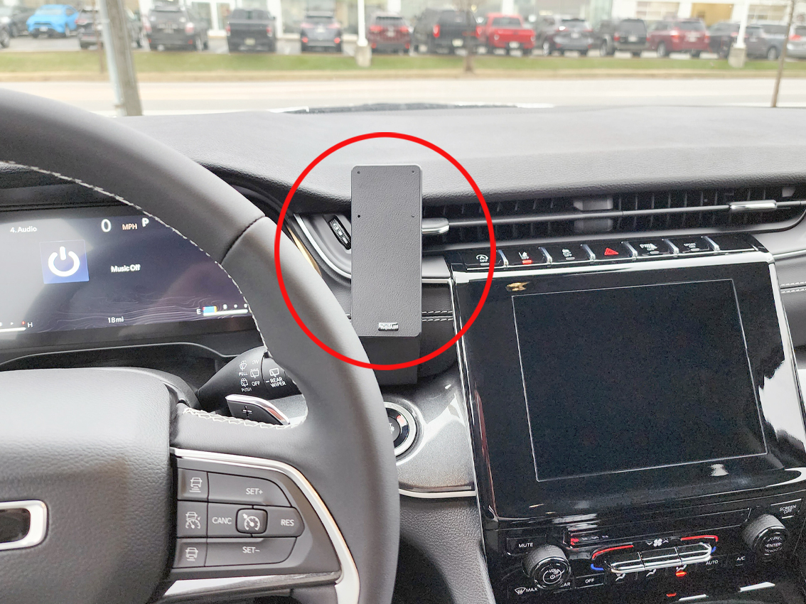 Brodit ProClip montážní konzole pro Jeep Grand Cherokee 22-24, na střed vlevo