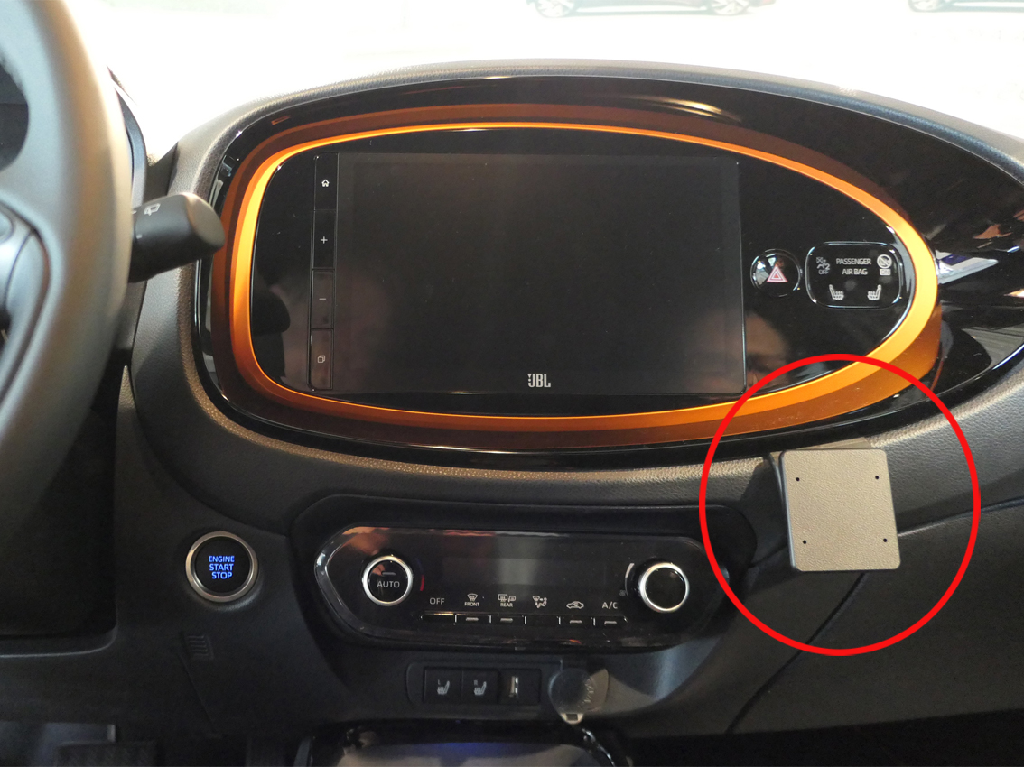 Brodit ProClip montážní konzole pro Toyota AYGO X 23-24, na střed