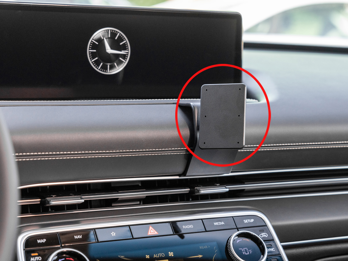 Brodit ProClip Genesis GV80 22-24,  na střed