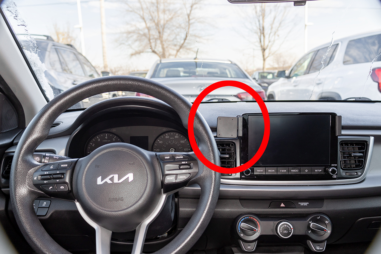 Brodit ProClip montážní konzole pro Kia Rio 22-24, na střed