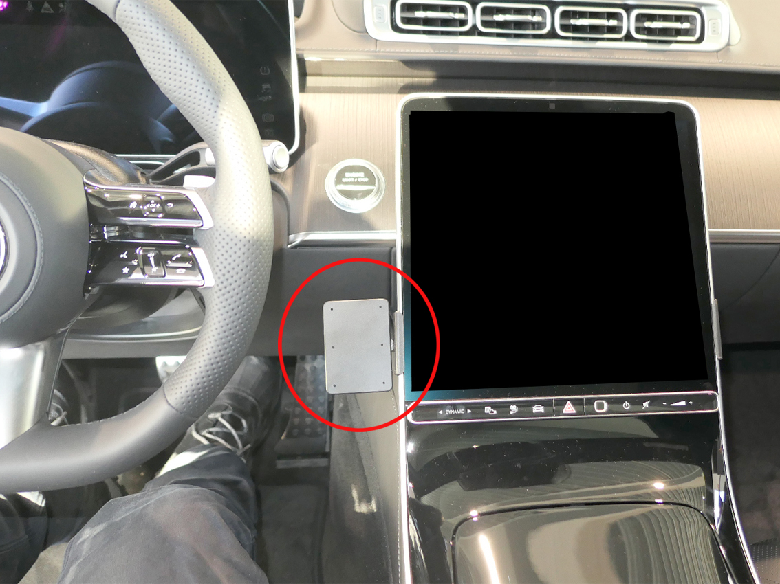 Brodit ProClip pro Mercedes Benz S-Class 21-24, na střed