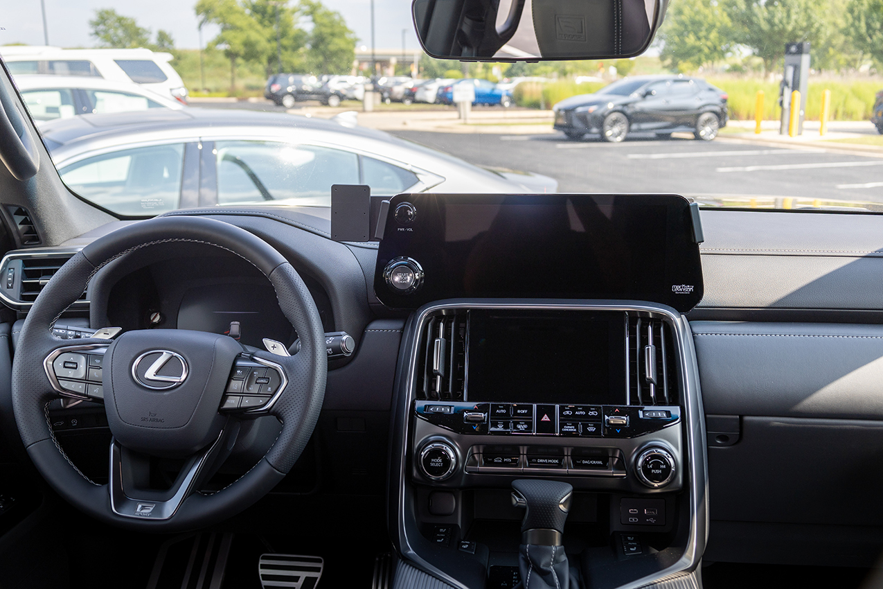 Brodit ProClip Lexus LX Series 22-25,  na střed