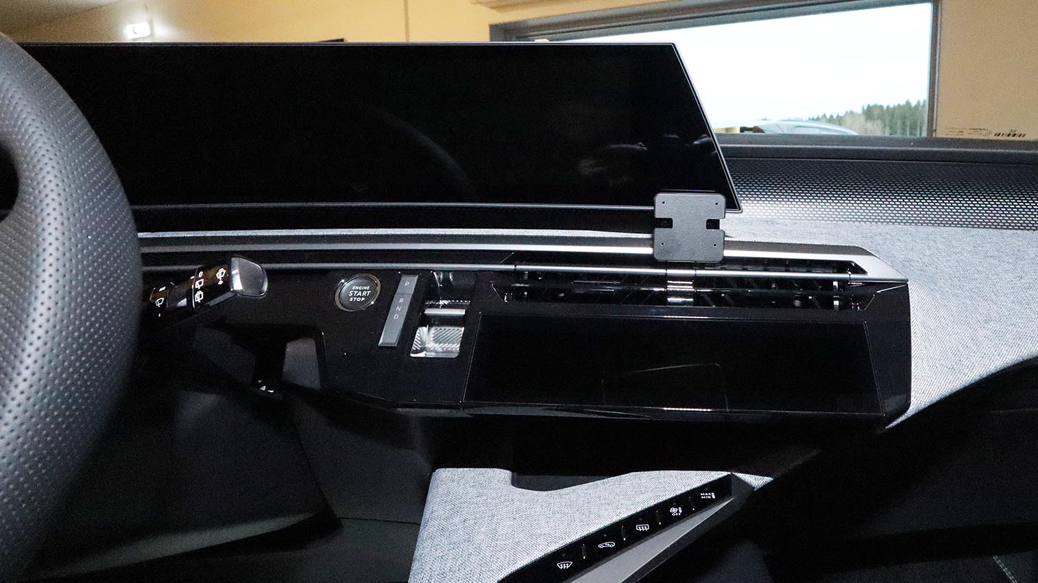Brodit ProClip montážní konzole pro Peugeot 5008/3008 25-25, na střed