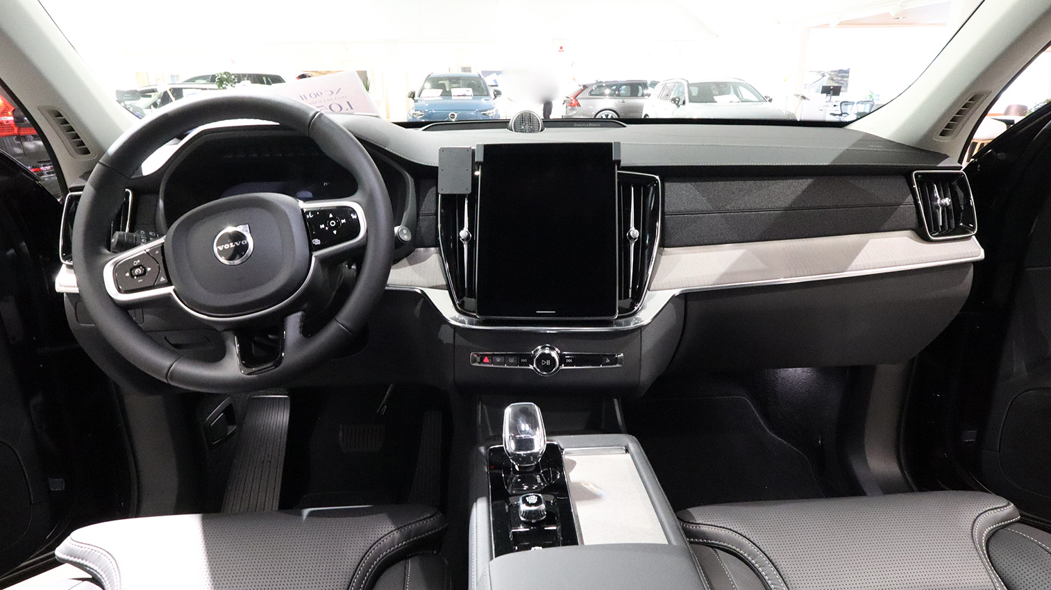 Brodit ProClip montážní konzole pro Volvo XC90 25-25, na střed