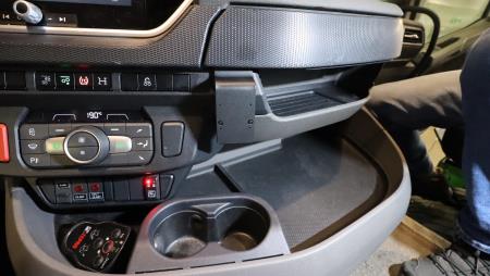 Brodit montážní konzole na palubní desku 856258